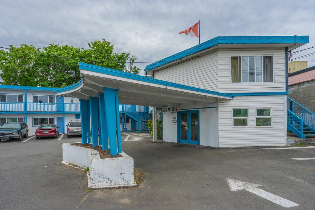 Castaway Motel Нанеймо Екстериор снимка